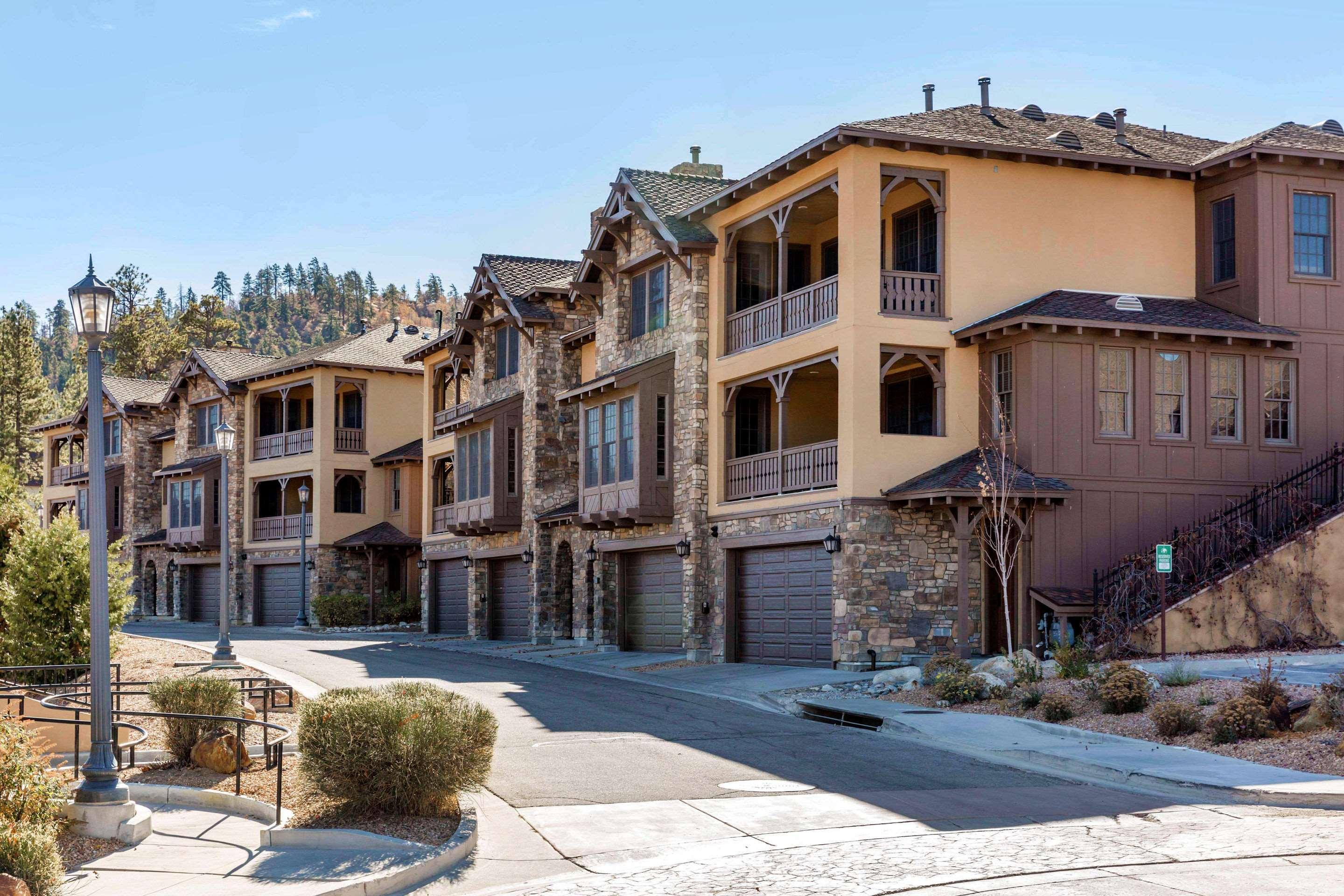 BLUEGREEN VACATIONS BIG BEAR VILLAGE, ASCEND RESORT COLLECTION ::: BIG BEAR  LAKE, CA ::: COMPARE HOTEL RATES